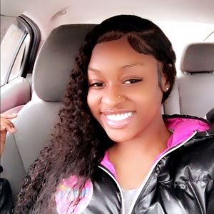 Meet your Posher, Tonya